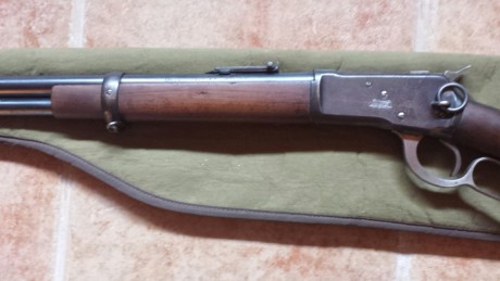 Saludos al foro!

Vendo rifle Tigre en calibre 44-40 en muy buen estado. Guiado en D. Maderas al aceite 00