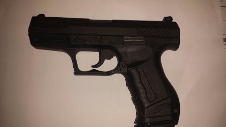 Se vende pistola Walther p99 guiada en A, del año 2003, está bien conservada, precio 250. 00