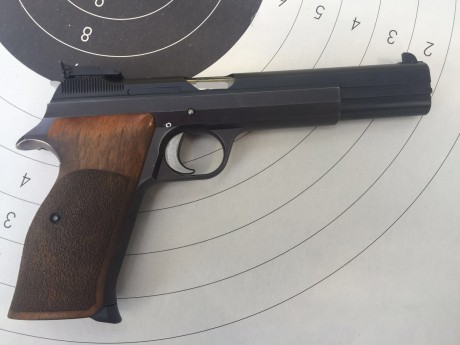  Vendo esta SWISS ARMS SIG P210-5 LS  HEAVY FRAME de 6" posiblemente la mejor pistola en calibre 22