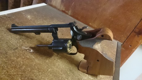 Hola Compañeros,

Vendo  K14 del 38 ESPECIAL,que decir de esta joya, todo aficionado al tiro deportivo 11