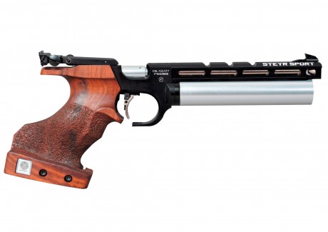 bueno, pues la marca austriaca Steyr ha lanzado después de 15 años la evolución de la mítica y laureada 00
