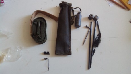 Se vende este lote . kit de limpieza. Correa y punto de mira y alza de sopreponer para el vz 58. 
Precio 02