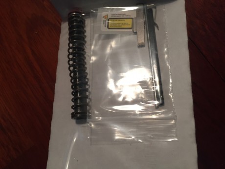 Buenas tardes, vendo Lasermax 1131p para Glock 19/23/32/38 sin usar.
Vendo debido a que no le voy a dar 01