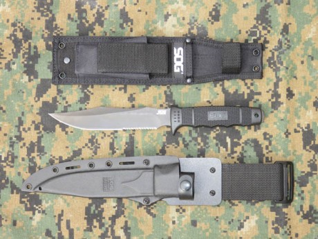 Oferta, cuchillos SOG sèrie SEAL a estrenar.
*SEAL TEAM ELITE con funda de nylon, incluyo otra más sintètica 00