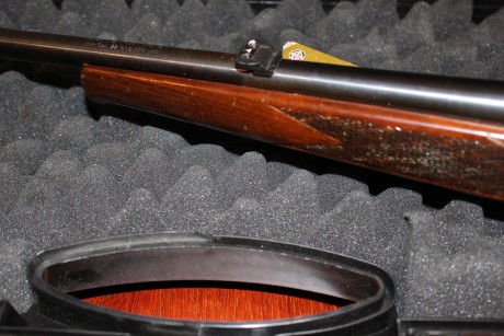 se vende carabina anscutz 1416 calibre 22lr ,en muy buenas condiciones.perfecta para miras abiertas. la 11