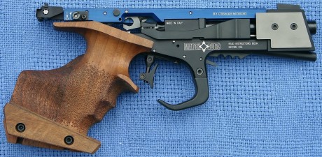ENCONTRADA

Cacha Matchguns MG1, MG2 o MG4 TALLA "S"

Saludos 00