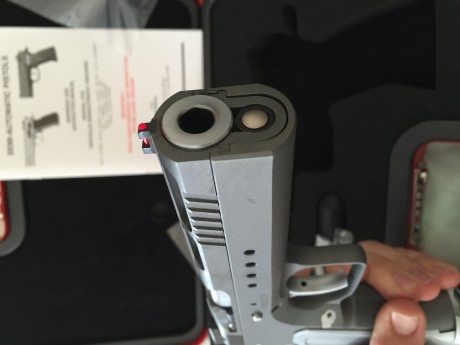 Hola , vendo pistola Tanfoglio como nueva , solo 300 tiros.Pistola semiautomática de simple acción diseñada 00