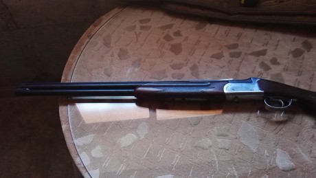 Hola, vendo superpuesta calibre 20 Felix Sarrasqueta, cañón de 65 cm, 4 y 3 estrellas, monogatillo y extractora. 02