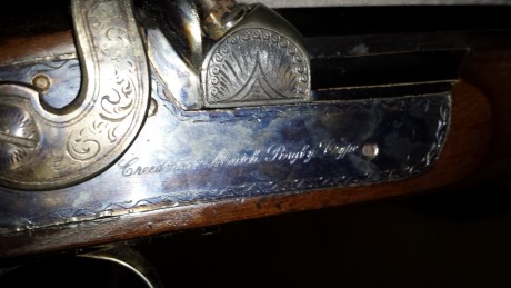 Buenas a todos ... vendo fusil  de avancarga RIGBY CREEDMOOR  AMR  calibre 45  en perfecto estado 

Precio 12