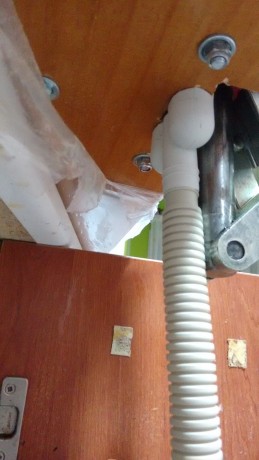 Un saludos a todos, creo que de la misma forma que mostramos nuestras
armas a los colegas del foro también 130