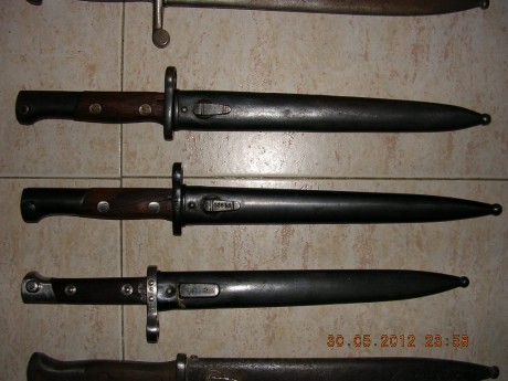 Cambio bayoneta por cuchillo moderno de caza.
No me cierro a otros cambios que merezcan la pena. 51