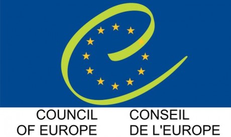 No sé si estais al tanto de esta noticia:

https://ukshootingnews.wordpress.com/2015/11/17/the-eu-will-publish-a-total-semi-auto-rifle-ban-proposal-tomorrow/

Pero 20