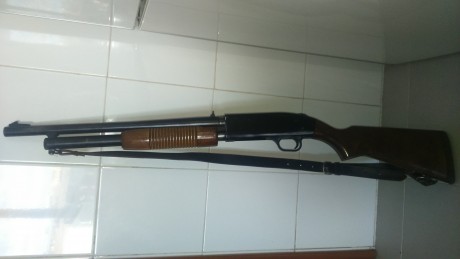 Cambio escopeta de corredera Mossberg 500 calibre 12 por pistola 9 mp Da/Sa. La escopeta esta en Madrid. 02