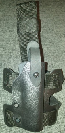 Hola que tal, vendo una pernera de la marca VEGA HOLSTER para pistolas Glock modelos 19, 23 y 25.
La pernera 01
