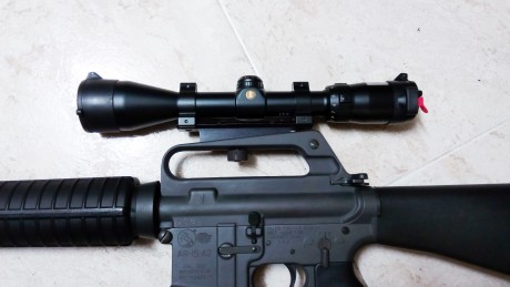 vendo bases picatinny b-square colt ar 15 , se pone muy fácil , 60€ esta en Toledo-Madrid 00