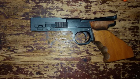 Vendo una Fas domino muy barata, 150€, funciona correctamente y es muy precisa, la aguja percutora y el 00
