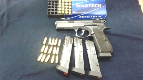Hola, tengo a la venta una pistola CZ Shadow, ideal para producción, se entrega con 4 cargadores, el precio 00