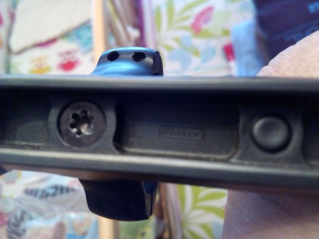 Vendo montura Blaser sin anillas  en muy buen estado. Sin holguras en el mecanismo de cierre 01