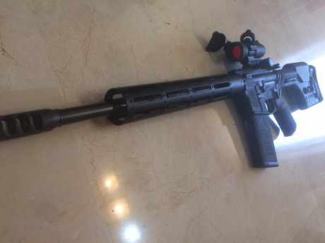 El rifle semiautomático  Smith&Wesson M&P15 de plataforma AR  es un prodigio de fiabilidad y calidad 12