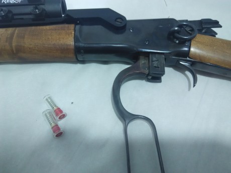 Vendo rifle palanquero Rossi en calibre 38 special / 357 Magnum.

El rifle funciona perfectamente, se 10