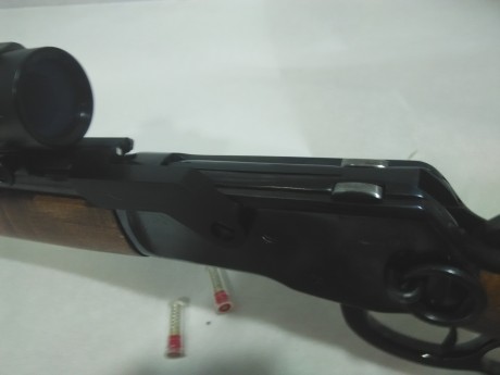 Vendo rifle palanquero Rossi en calibre 38 special / 357 Magnum.

El rifle funciona perfectamente, se 21