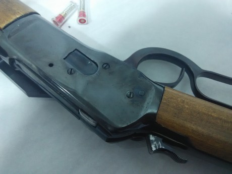 Vendo rifle palanquero Rossi en calibre 38 special / 357 Magnum.

El rifle funciona perfectamente, se 31