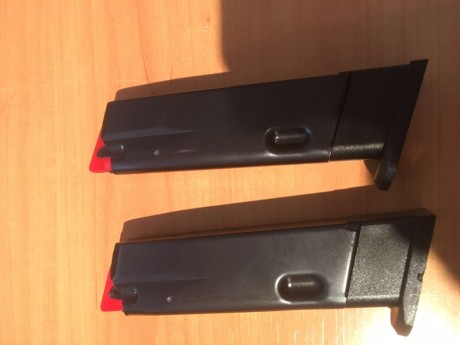 Vendo conversion al 22lr CZ KADET para cz 75-85 como nuevo.
Dos cargadores.
Una caja disparada solamente.

Precio 00