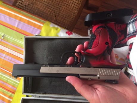 Hola vendo pistola hammerli con empuñadura anatómica y contrapeso de 90g por dejar afición,
Precio:325€ 12