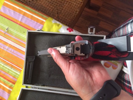 Hola vendo pistola hammerli con empuñadura anatómica y contrapeso de 90g por dejar afición,
Precio:325€ 11
