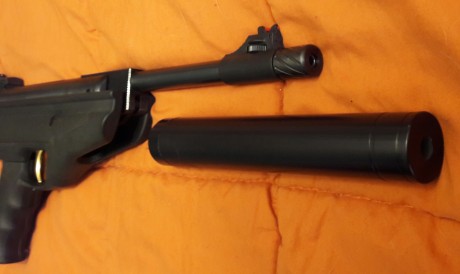   Hola compañeros.

Vendo en Madrid dos carabinas con menos de 50 tiros cada una. Las compré en su dia 12