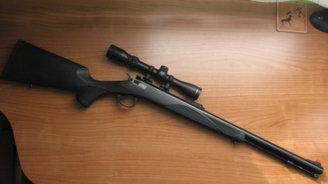 En venta rifle Ardesa Yukon en calibre .50.Cañón de 22 pulgadas recubierto de Cerakote.Monturas para instalar 02