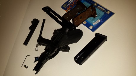 Vendo, o cambio beretta 92 fs, perfecto estado, la vendo por no tener tiempo para darla uso, alza micrométrica 02