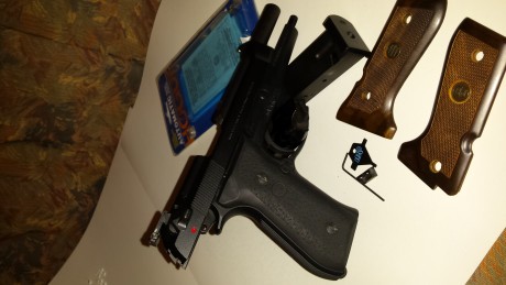 Vendo, o cambio beretta 92 fs, perfecto estado, la vendo por no tener tiempo para darla uso, alza micrométrica 10