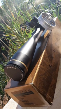 vende leupold competition 45x con:

reticula mildot 20x
parasol leupold
rueda paralaje aluminio
torreta 01
