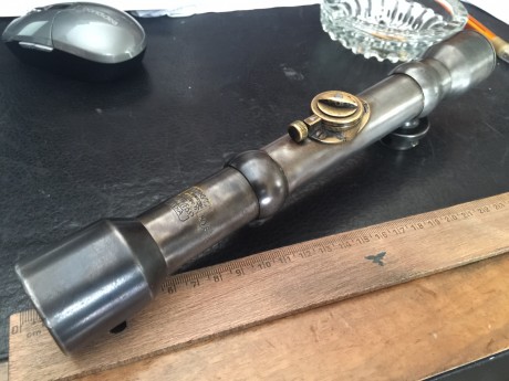 Buenas a todos!!!!

Tengo un k98 de francotirador(creo) y he comprador un visor carl zeizz de x4 también 01