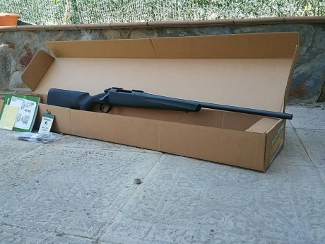    Buenas tardes

Pongo a la venta este Remington 783 en calibre 22-250 Remington, absolutamente impecable. 01