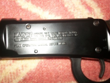 vendo carabina Daisy modelo 1894 cal 4.5 BB esteticamente en perfecto estado se ha pintado el metal,mecanicamente 11