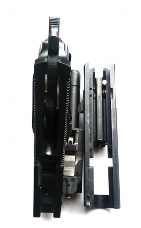 :ypist: Queridos compañeros:
Vendo esta pistola WALTER P-38 9MM PB , por haber bajado de categoria y tener 01