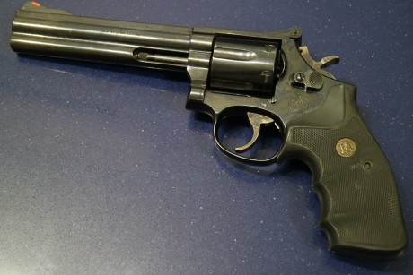 por enfermedad grave tengo que dejar el tiro y vendo mis armas
entre ellas se encuentra este magnifico 02