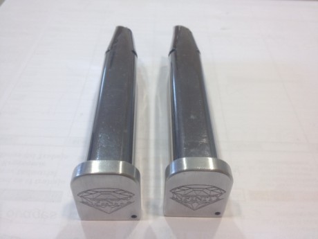 VENDO 2 cargadores de la marca SV INFINITY, de 140 mm para calibres 38 Super y 9mm.
Capacidad: 23 cartuchos.
Su 02