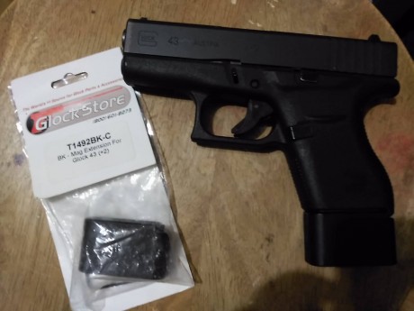 Se vende tapeta de aluminio +2 de Glock Store para pistola de defensa Glock 43.
 Entrega en mano de Barcelona.
Precio 00