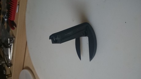 Funnel Smith Alexander para 1911 usado pero en buen estado


Precio 50€ con envio incluido 00