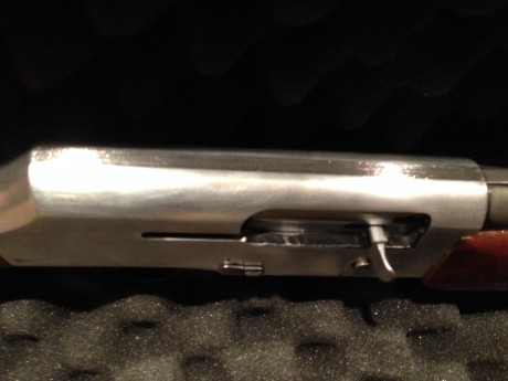 Se vende escopeta Browning B80 restaurada de maderas y culatin goma, perfecta como segunda escopeta y 00