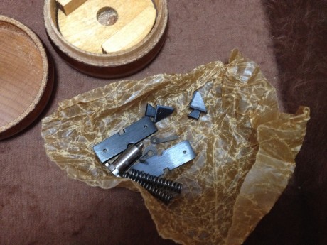 Saludos, vendo mi Toz 35 porque llevo tres años sin tirar con ella. Tiene su maleta original, con algunos 10