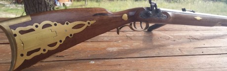 Saludos, vendo un rifle Pennsylvania de Ardesa en calibre .45, el arma de las montañas del Oeste. En su 11