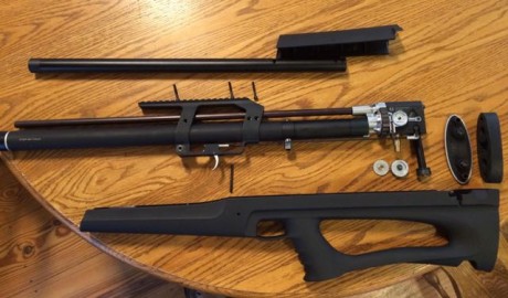 He visto este bullpup y por lo que he leido está bastante bien y tiene una electrónica que puedes variar 10