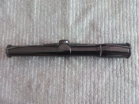 Se vende este visor Burris de 5 aumentos y de larga distancia al ojo (LER) para montura Scout. Perfecto 00