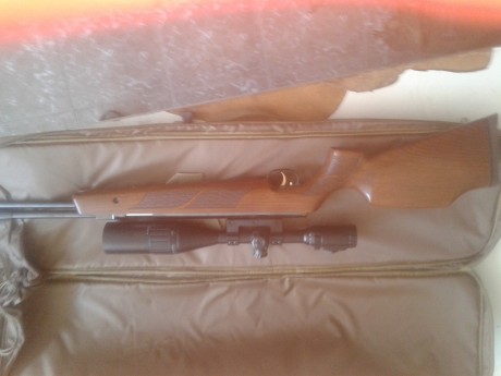 Vendo mi  Hw 97 calibre 4,5,16 julios estado impecable tanto de madera como de pavonado,poquisimo uso
Con 12