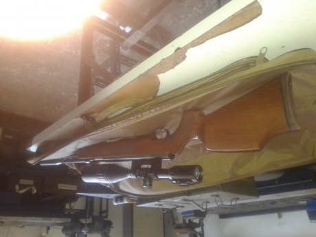 Vendo mi  Hw 97 calibre 4,5,16 julios estado impecable tanto de madera como de pavonado,poquisimo uso
Con 22
