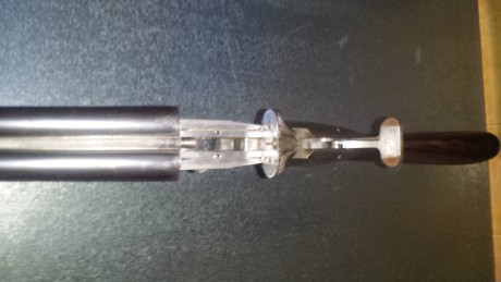 Hola 

Vendo escopeta AZ (Ascensio Zabala), calibre 12/70. Cañones de acero demiblok cromados, a espejo, 161